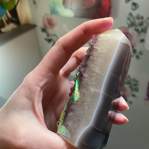 Aura amethyst tower - Picture 12 of 16